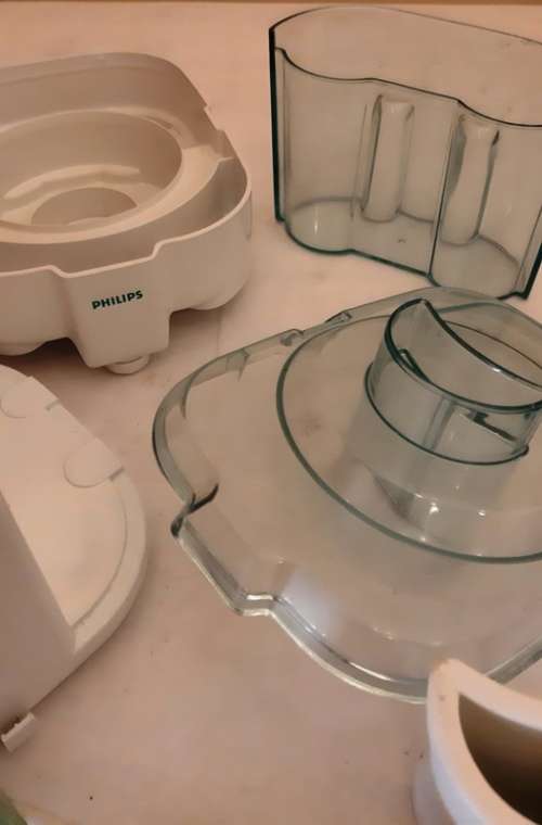 PHILIPS JUICER / JUICE EXTRACTOR [MODEL: HR2826]