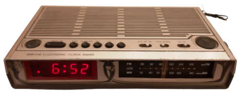 MW / FM ELECTRONIC CLOCK RADIO