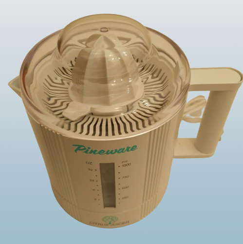 ELECTRIC PINEWARE CITRUS JUICER