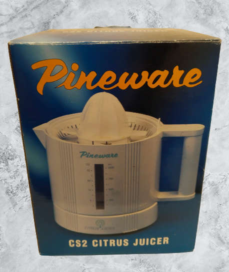 ELECTRIC PINEWARE CITRUS JUICER