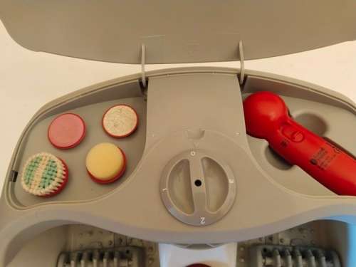 RUSSELL HOBBS FOOT MASSAGER [MODEL: RHFM-30]