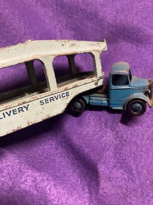 Dinky toys car transporter nr582