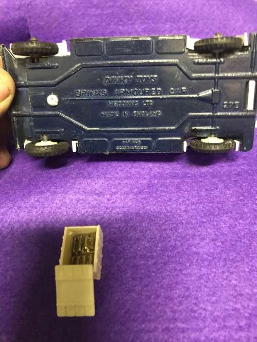 DINKY BRINKS ARMOURED CAR nr275