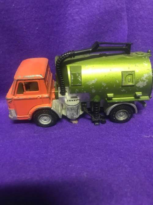 DINKY JOHNSON ROAD SWEEPER