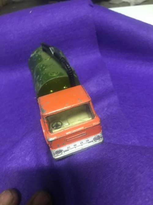 DINKY JOHNSON ROAD SWEEPER