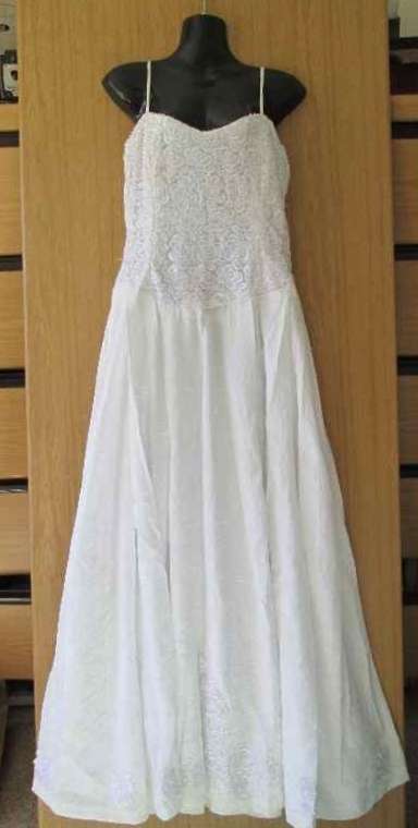 Vintage Wedding Dress - Chest 82cm, Waist 76cm