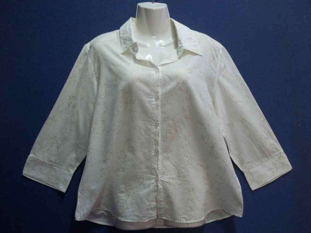 100% Cotton Cream Embroidered Three Quarter Sleeve Shirt - Size 40 * Quality Brand