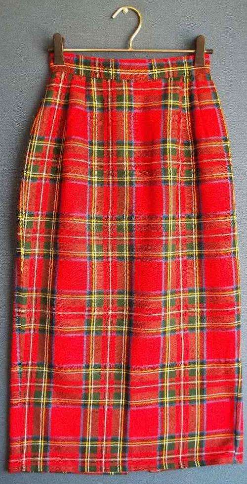 Red Tartan Pencil Skirt - Waist 60cm,  Hips 90cm