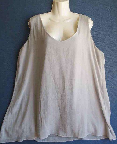 Sleeveless Lined Dove Grey Chiffon Top - Size 46 * Quality Brand