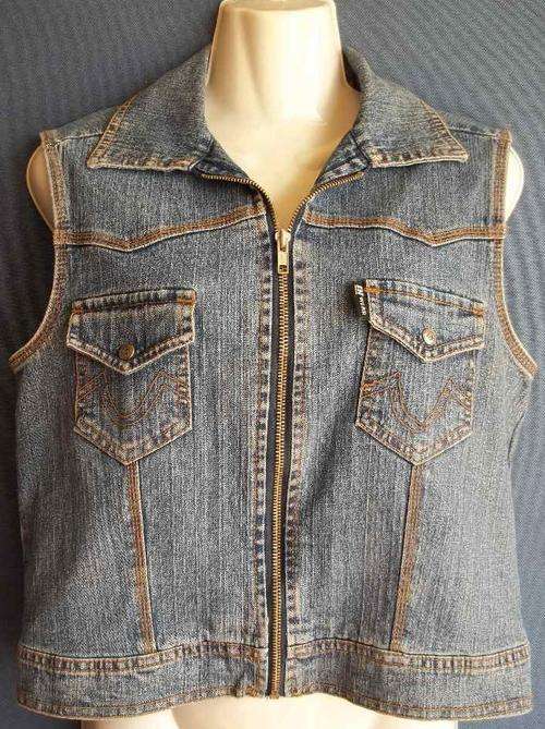 Stretch Denim Zip Up Waistcoat - Size 36 * Quality Brand