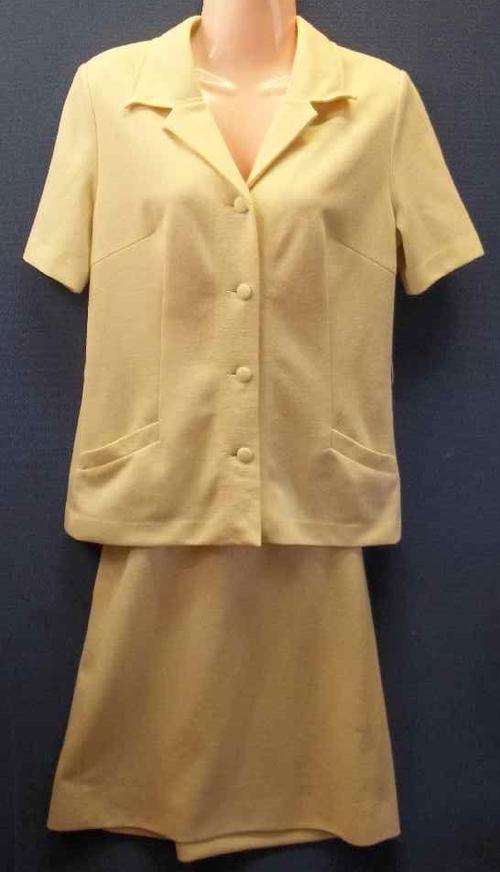 Vintage Cream Soft Crimp Knit Two Piece (Skirt Has Elastic Waist) - Size 36