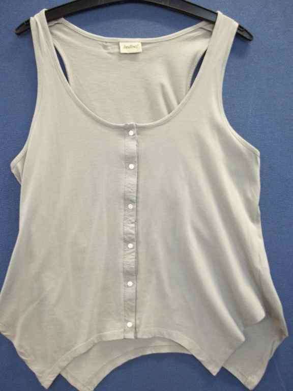 Grey Instinct T-Shirt - Size 32 * Quality Brand!