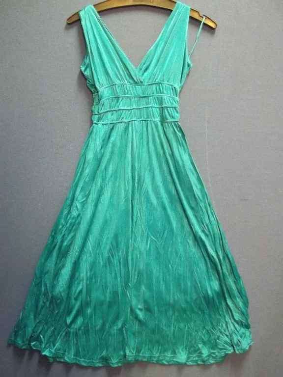 Gorgeous Turquoise Satin Crinkle Knee Length Dress - Size S