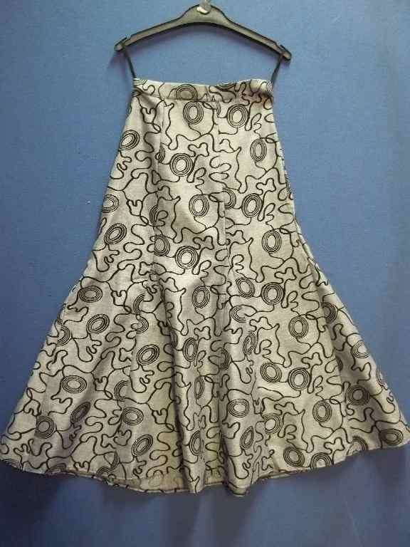 Grey & Black Patterned Skirt With Fine Glitter Detail - Size 28 (Unworn)