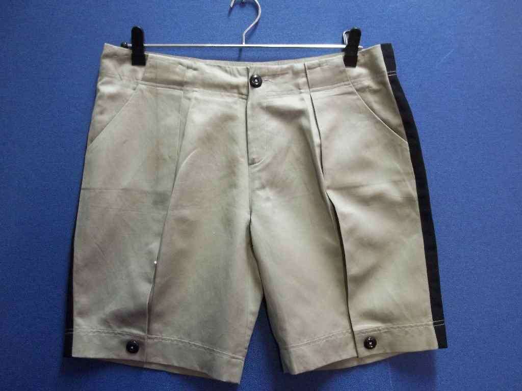 Khaki & Black Shorts With Interesting Pleat Detail In Front  - Size +/- 34