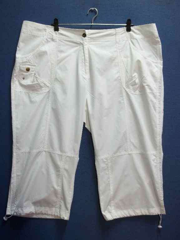 White Capri/Cargo Pants (Unworn) - Size 50 * Quality Brand