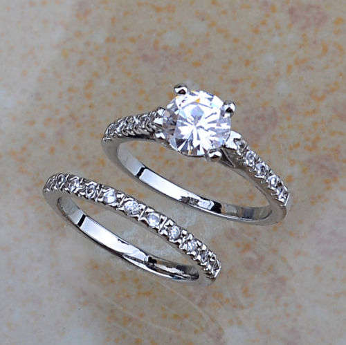 Exquisite Breathtaking - Sensational 2.75ctw Cr. Diamond wedding set**Sizes 7
