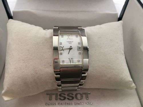 TISSOT GENEROSI-T007 309 A Ladies` watch