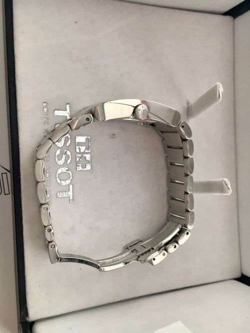 TISSOT GENEROSI-T007 309 A Ladies` watch