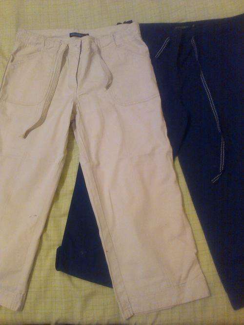 Size 34    2x sets of Capri Pants from Ackermans - Light Pink and Black