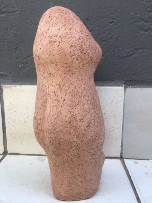 RARE TERRACOTTA SCULPTURE BY SYDNEY KUMALO