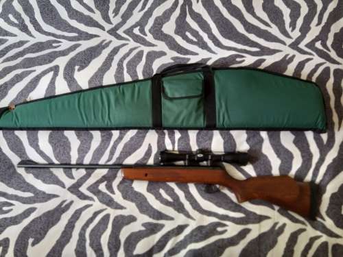 BSA Supersport SE Air Rifle with Bushnell scope and bag