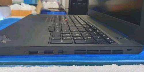 Lenovo Thinkpad Intel Core-i5 (T560) -- AUCTION STARTING AT R1.