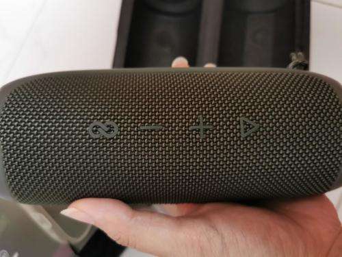 JBL FLIP  BLUETOOTH SPEAKER