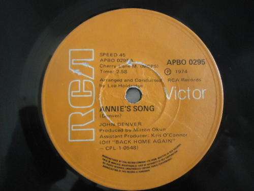 JOHN DENVER "ANNIE'S SONG B/W COOL AN' GREEN AN' SHADY" 1974 RCA VICTOR SEVEN SINGLE