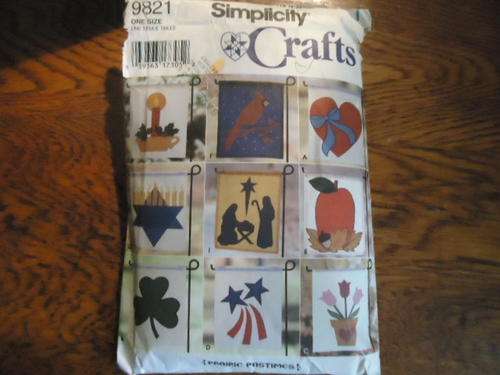 SIMPLICITY CRAFTS 9821 - ONE SIZE- COMPLETE AND UNCUT