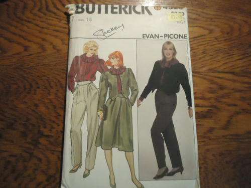 BUTTERICK PATTERNS 4526 -  SIZE 16  - COMPLETE AND UNCUT