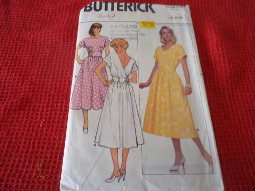 BUTTERICK  PATTERNS 3807  SIZES  - 6 + 8 + 10 COMPLETE