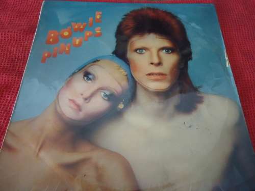 DAVID BOWIE "BOWIE PINUPS" 1972 RCA VICOR STEREO LP + PLASTIC COVER