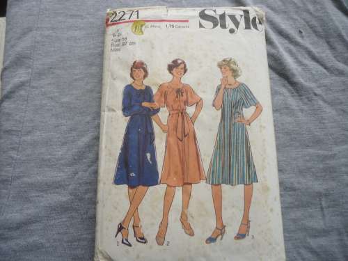 STYLE PATTERNS 2271  MISS SIZE 16 BUST 97 CM COMPLETE