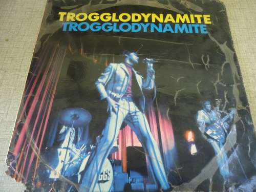 THE TROGGS - TROGGLODYNAMITE  1967 FONTANA LP  - SCRATCHES ON SIDE 2
