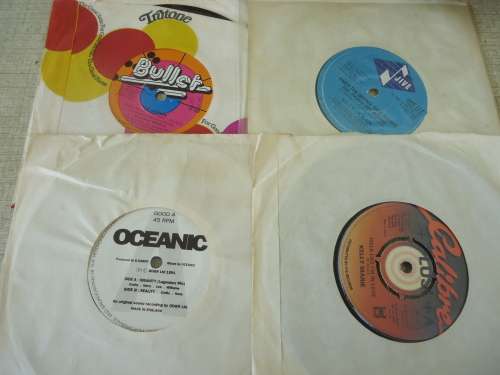 4 POP SEVEN SINGLES - DIFFERENT ARTISTS SEE LISTING FOR PICTURES AND TITLES SEVEN SINGLE - 30