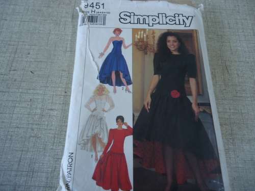 SIMPLICITY PATTERNS 9851 SIZE H = 6 + 8 + 10COMPLETE
