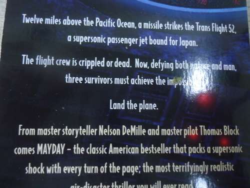 NELSON DE MILLE & THOMAS BLOCK "MAYDAY" -  SMALL SOFT COVER