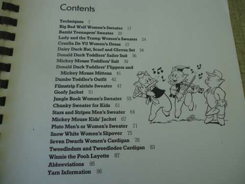COPIED DISNEY KNITS BY MELINDA CROSS& DEBBY ROBINSON 100 PAGE A4 BOOK WITH OVER 20 DISNEY CHARACTERS