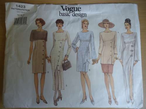 VOGUE BASIC PATTERNS 1423  SIZES 14 + 16 + 18 COMPLETE