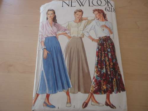 NEW LOOK PATTERNS 6218 -6 SIZES IN ONE - 8 - 18- COMPLETE