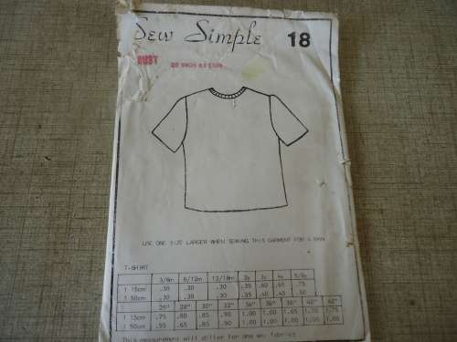 SEW SIMPLE PATTERNS  NO 18  T SHIRT  SIZE  32" OR 81 cm