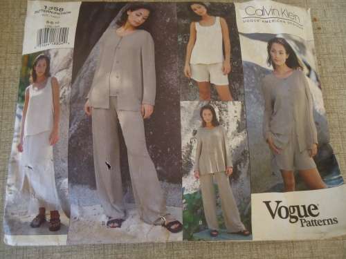 VOGUE PATTERNS - 1358  SIZES -6 + 8 + 10 COMPLETE