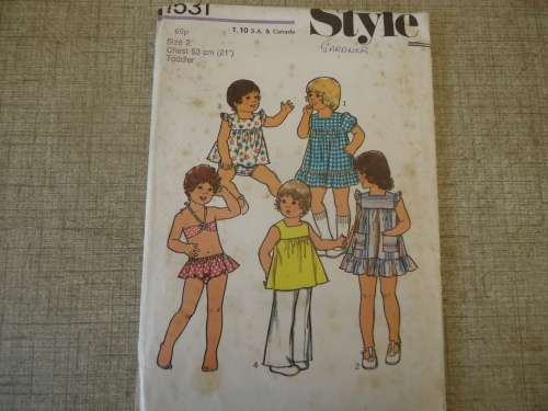 STYLE PATTERNS  TODDLER 1531 SIZE 2 - CHEST 53 CM OR 21" COMPLETE