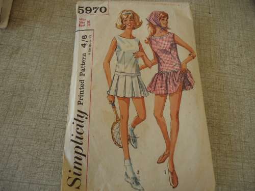 VINTAGE SIMPLICITY  PATTERNS 5970 MISS SIZE 16 BUST 36"- NO SEWING INSTRUCTIONS