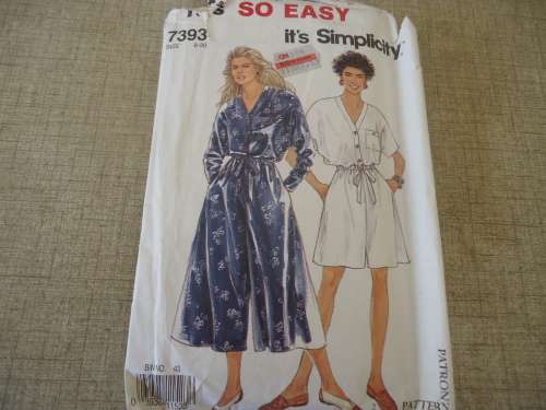 SIMPLICITY PATTERNS 7393 SIZE 8 + 10 + 12 + 14 + 16 + 18 +  20  - COMPLETE