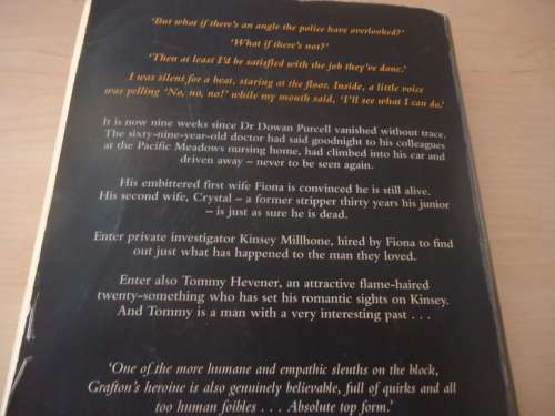 SUE GRAFTON - "P IS FOR PERIL"  LARGE SOFT COVER