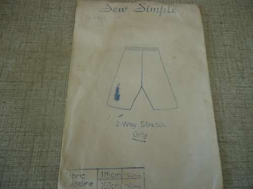 SEW SIMPLE PATTERNS # 29 CYCLE SHORTS SIZE 30" OR 76 CM