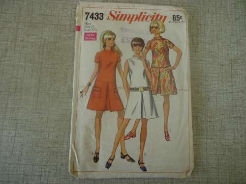 VINTAGE 1970'S SIMPLICITY PATTERNS 7433 MISS SIZE 10 BUST 32 1/2"  COMPLETE
