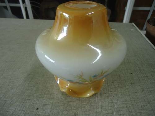 VINTAGE PRETTY  WHITE GLASS LAMP SHADE WITH COLOUR FLOWER DESIGN AND BEIGE RUFFLED EDGE